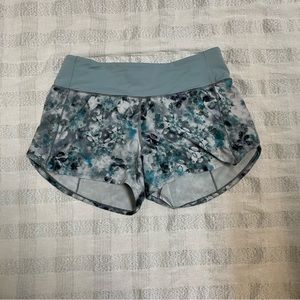 Lululemon Speed-up Mid Rise Short 4”